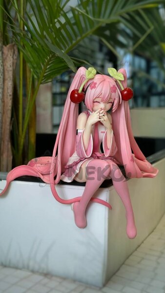 фигурки Мику Хатсуне