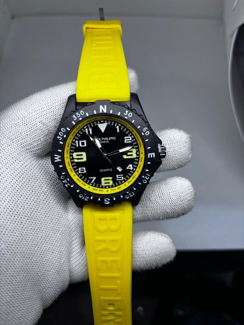 Montres sport colorées homme