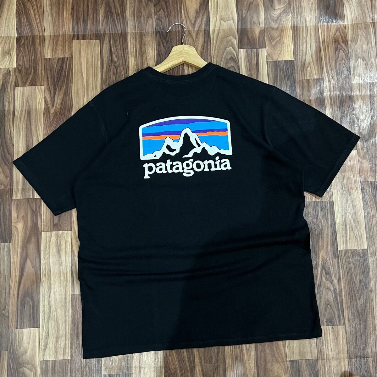 T-shirt noire Patagonia