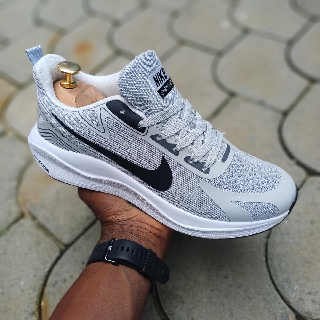 Chaussures de course Nike Zoom