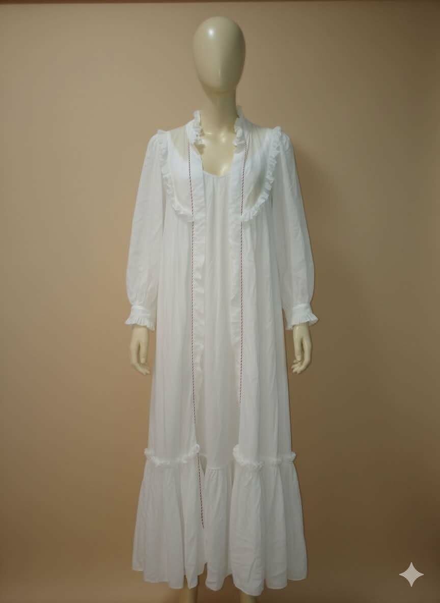 Robe Élégante Noire et Blanche