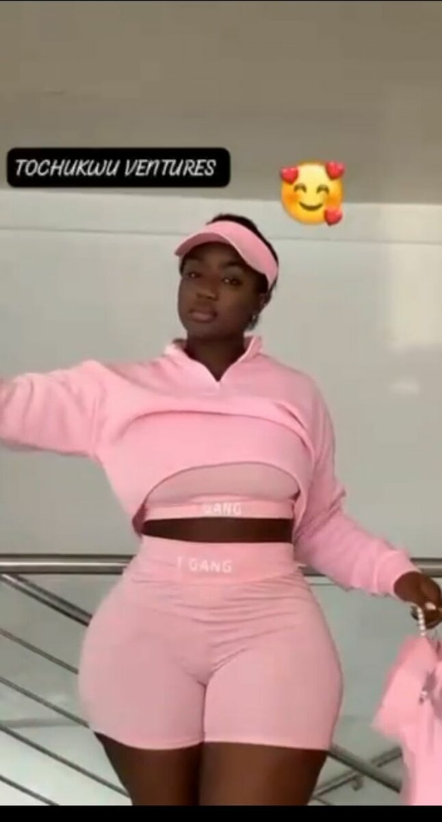 Ensemble de sport rose femme