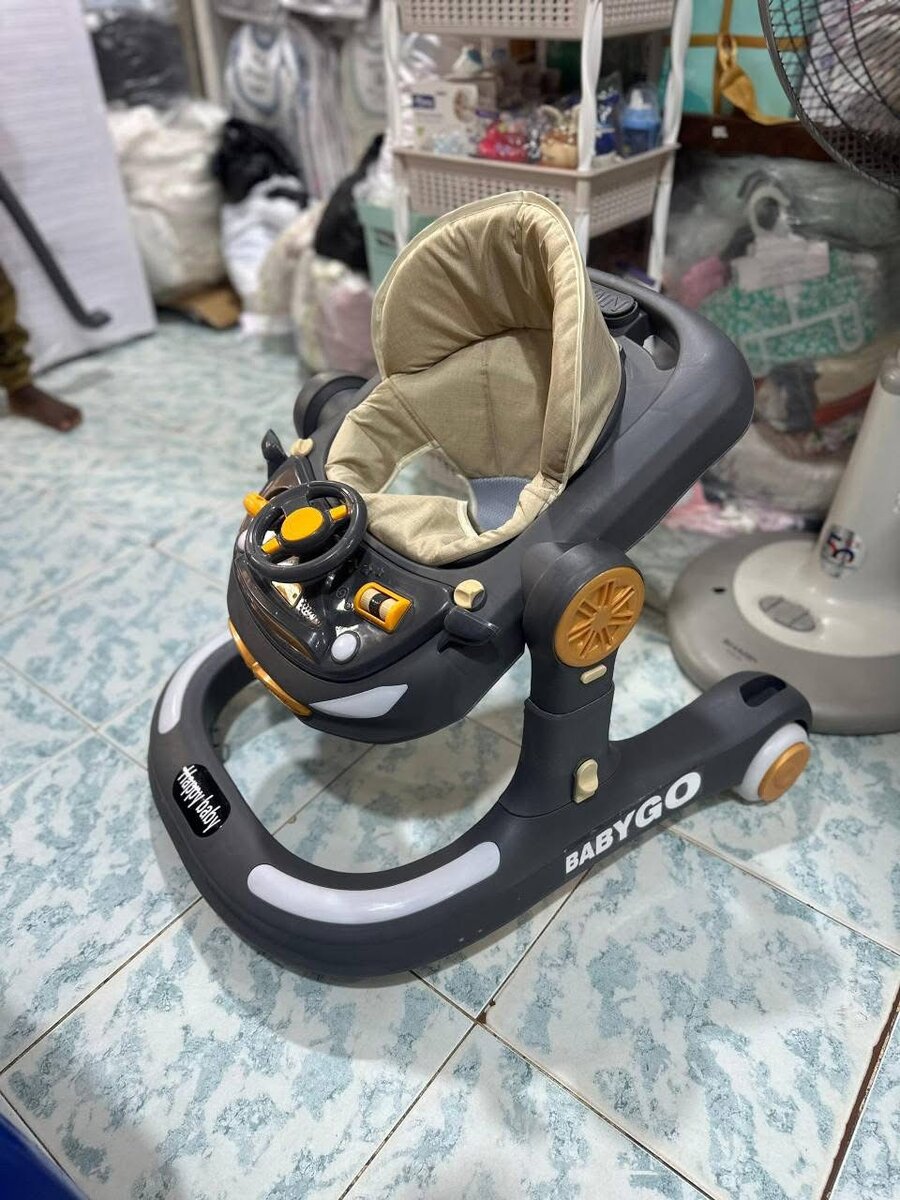 Babygoo Marcheur Bébé avec Jouets