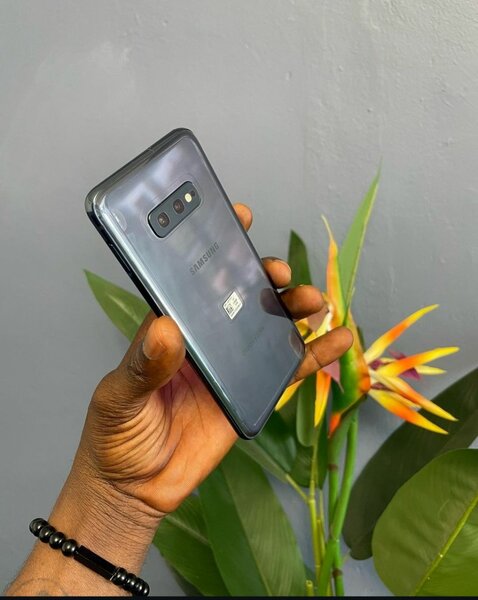 Samsung S10e 128gig