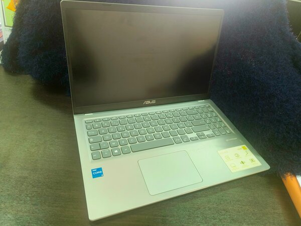 ASUS Core i5 Laptop 14''
