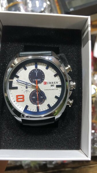 Montre chronologique Curren