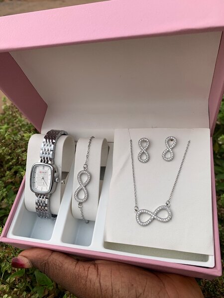 Jewelry set (silver)