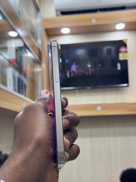 iPhone 15pro max CE 256g