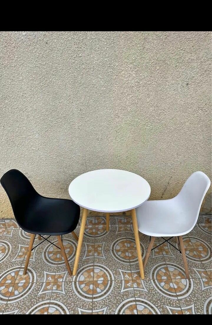 Ensemble Table et Chaises Pliantes