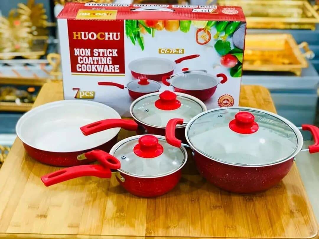 Ensemble soupière 7 pièces .