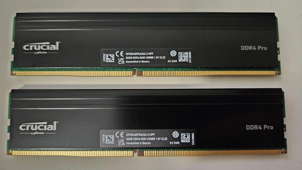 DDR4 64GB (2 x 32GB) Crucial 3200 MHz CL22