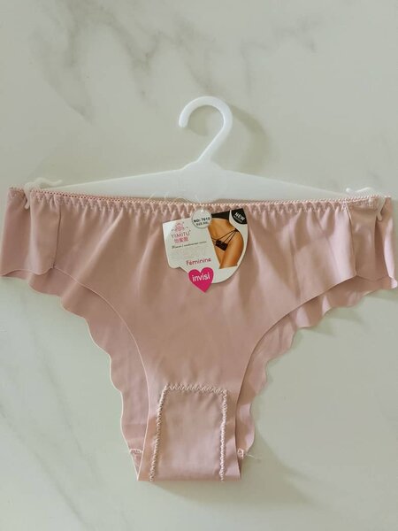 Culotte invisible femme dentelle