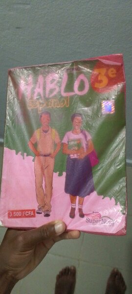 Manuel scolaire "Hablo"