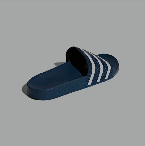 Adidas Adilette Slides Bleu Marine