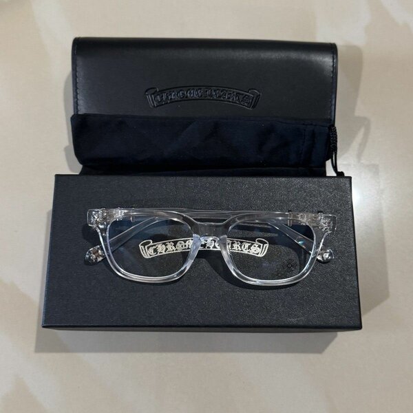 Lunettes Élégantes Chrome Hearts