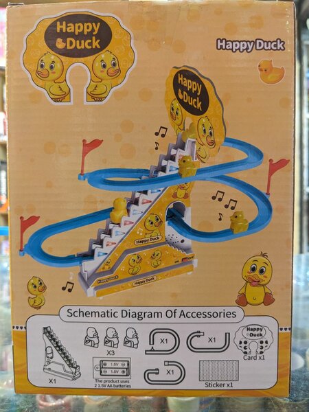 Happy duck&multi track taxiing