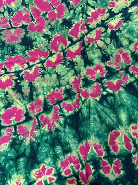 Drap multicolore en coton tie-dye