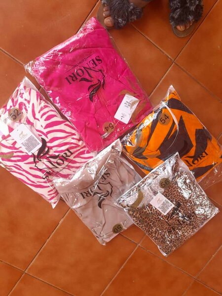 Senori Design Dresses