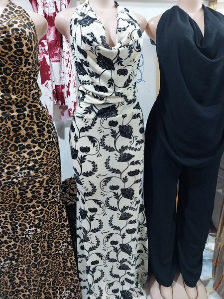 Robe longue à motifs floraux