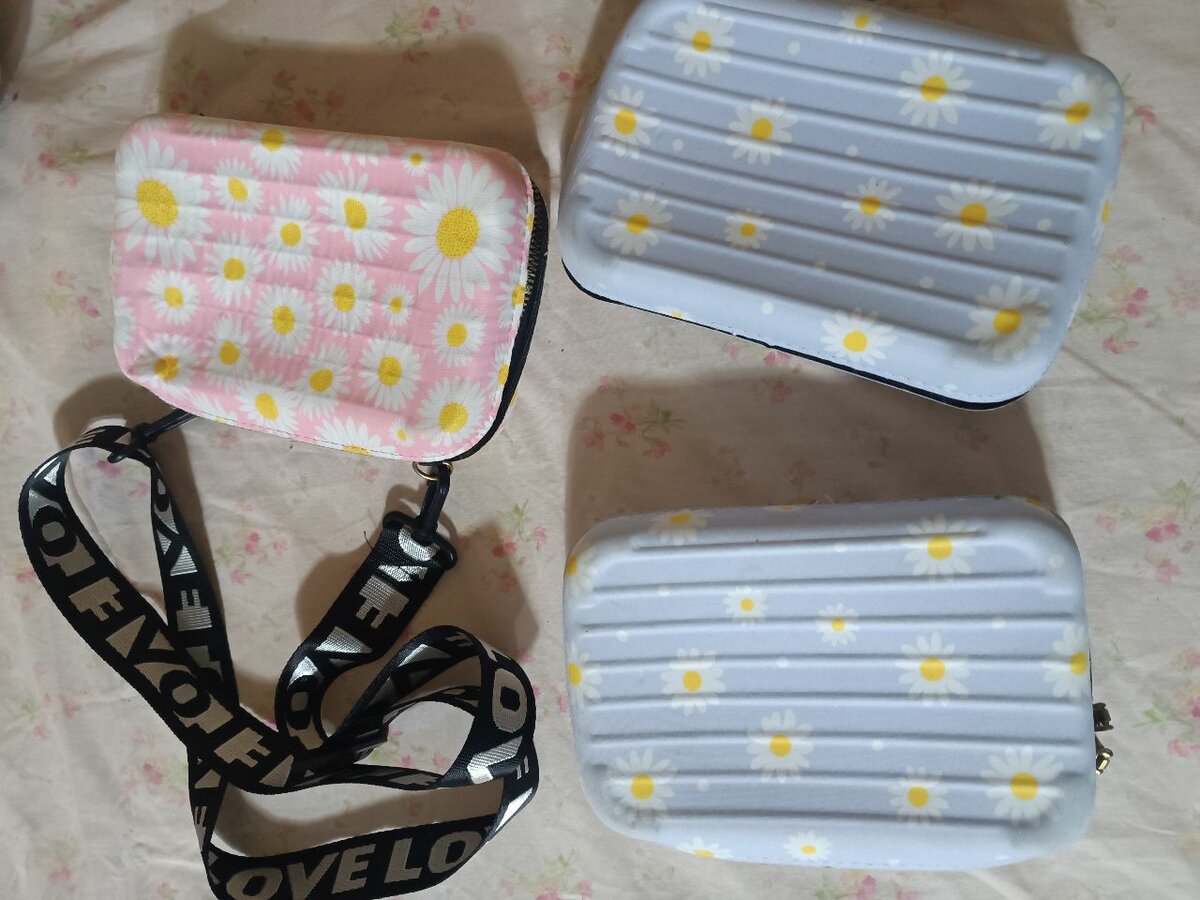 Sac bandoulière à motifs fleuris