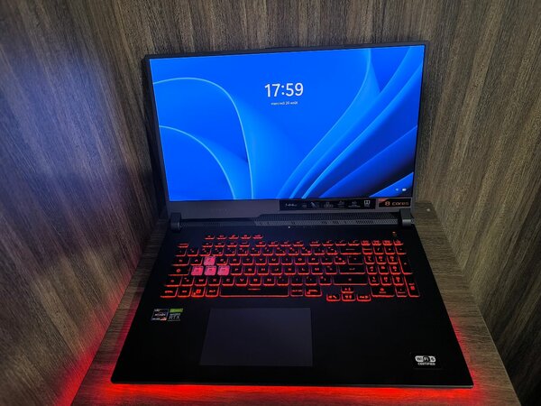 Ordinateur portable gamer RGB puissant