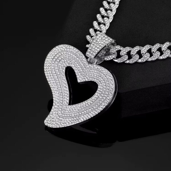 Collier Cœur Étincelant