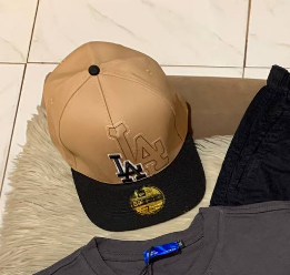 brown cap