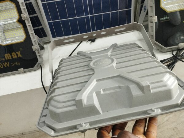 Projecteur LED Vemax 200W IP66