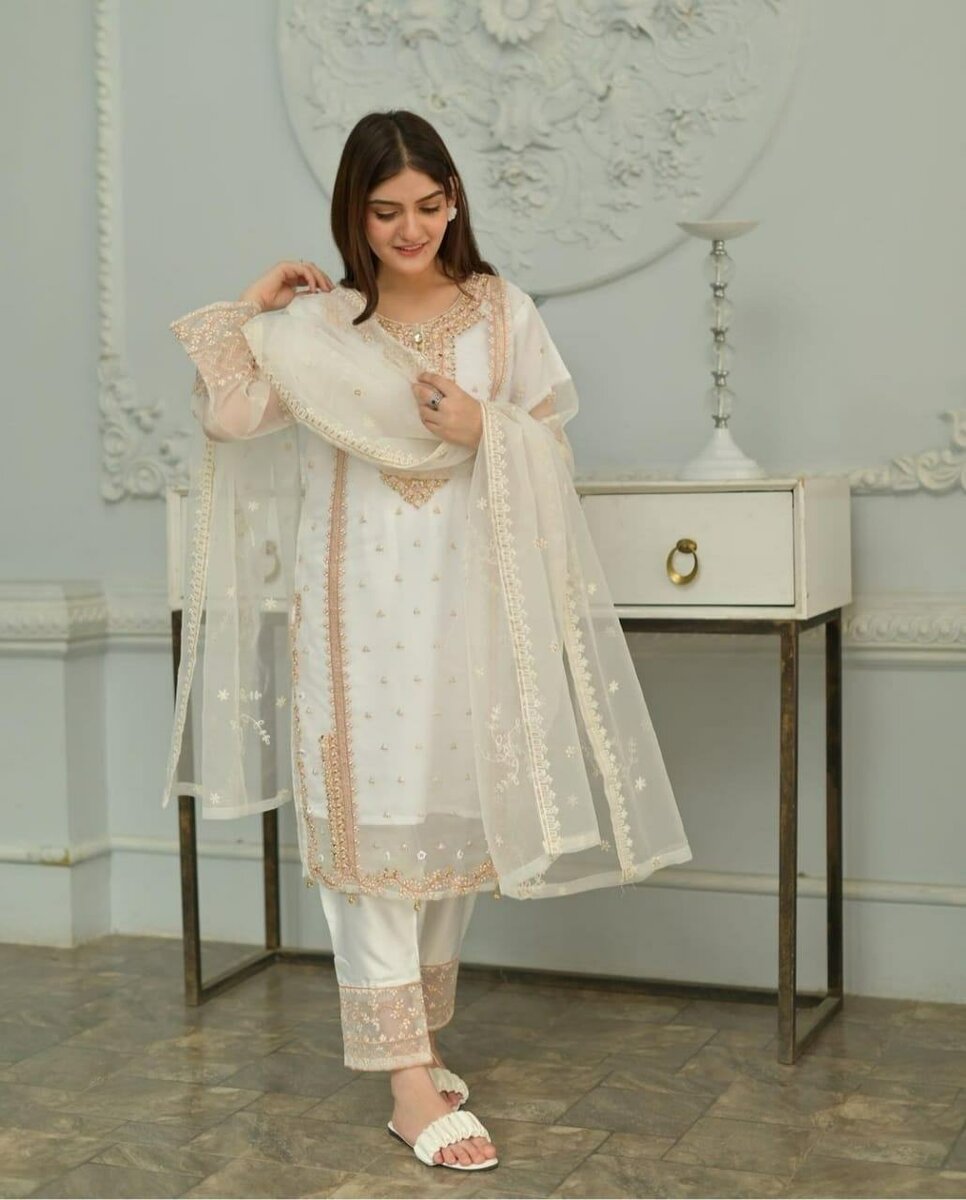 White  Tehzeeb 3pc