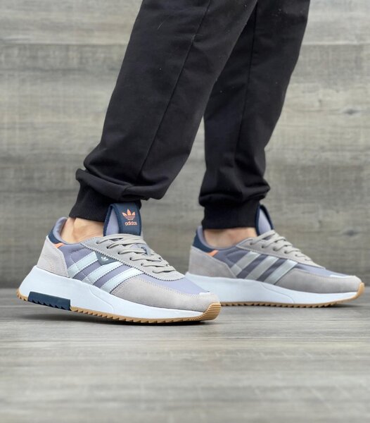 Baskets Adidas Retro Grises