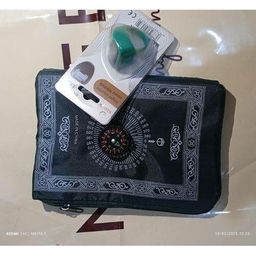 Ensemble de prière musulman compact