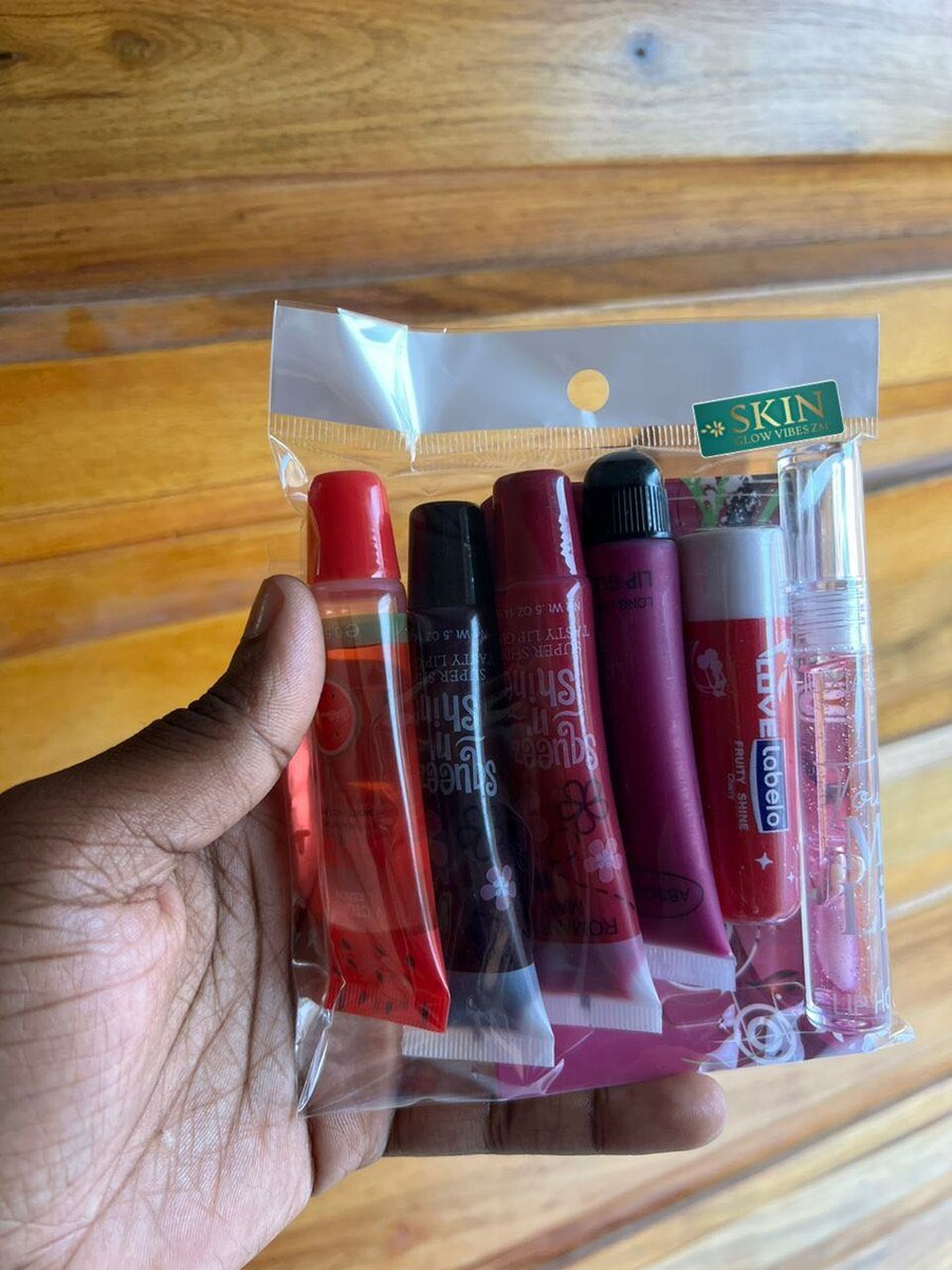 Lipgloss pack of 6