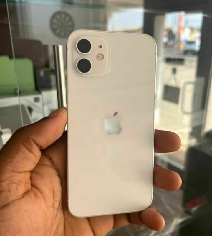 PRE-OWNED IPHONE 12