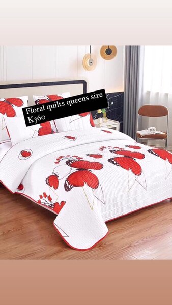 Bedding set with multi-colored print, 5 pieces, Queen size