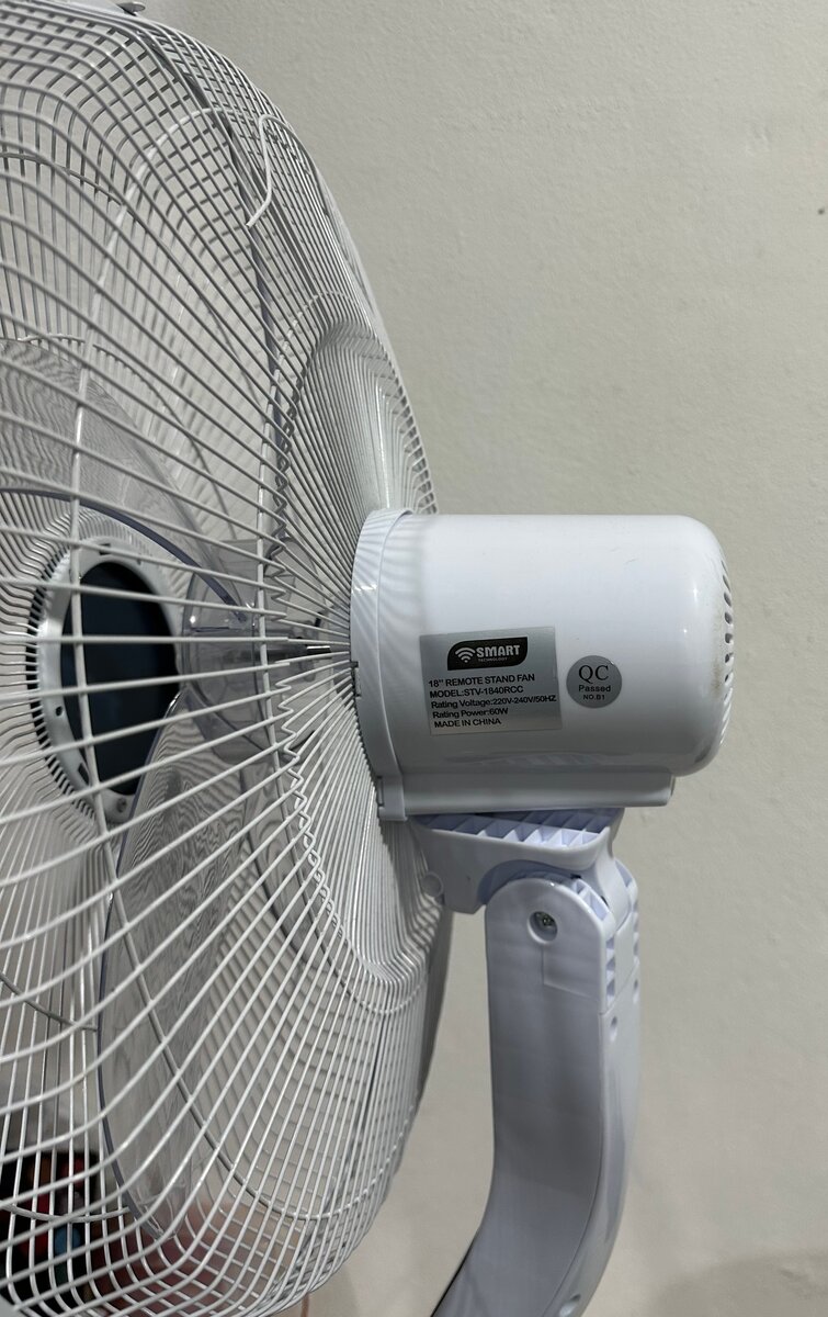 Ventilateur sur pied avec télécommande