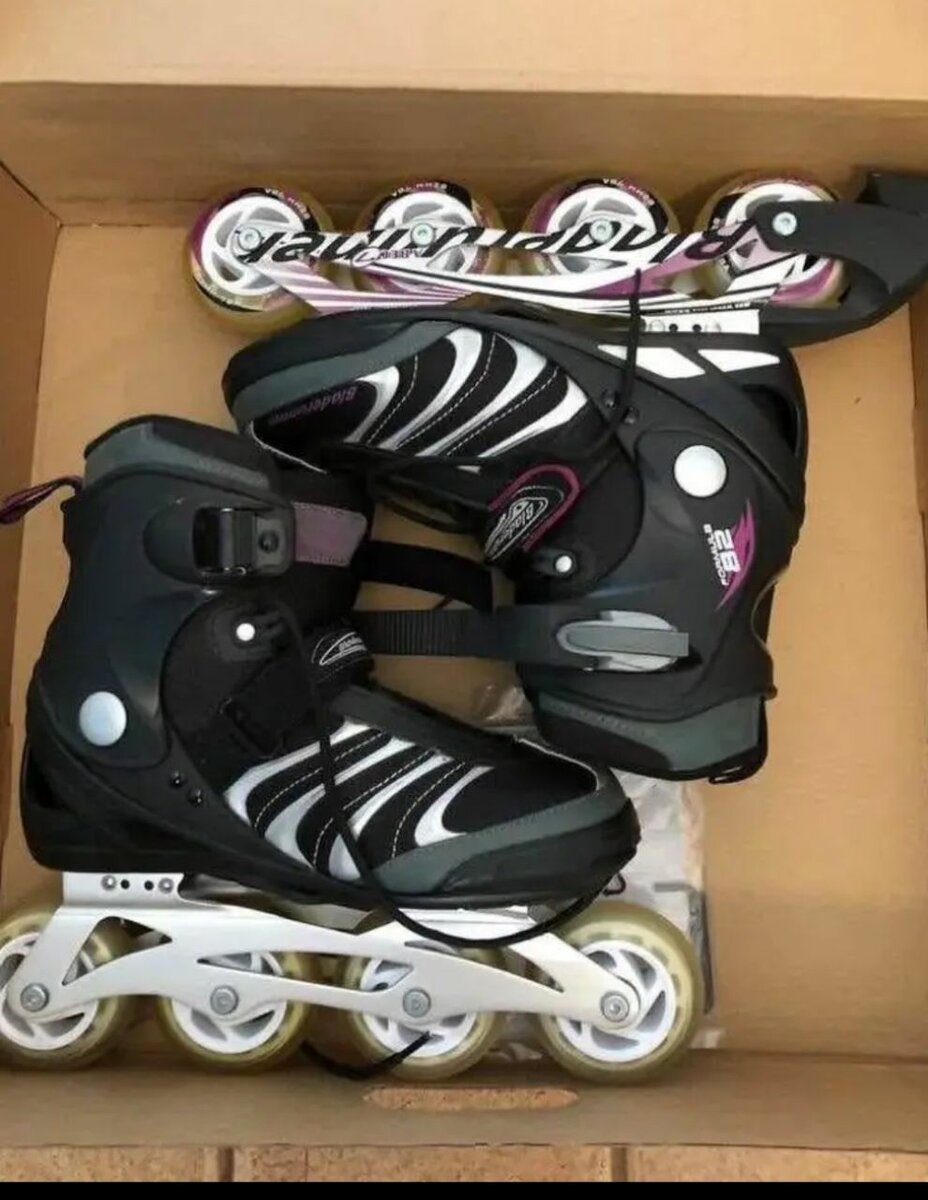 Rollers de vitesse élégants