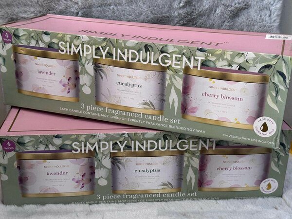 SimplyIndulgent Scented Candle