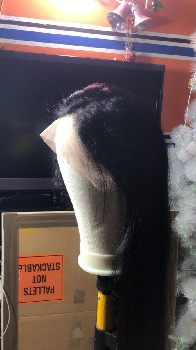 Perruque frontale en dentelle