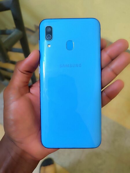 Samsung A30