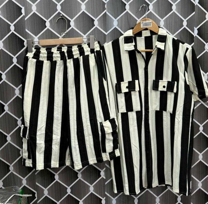 Ensemble rayé noir et blanc