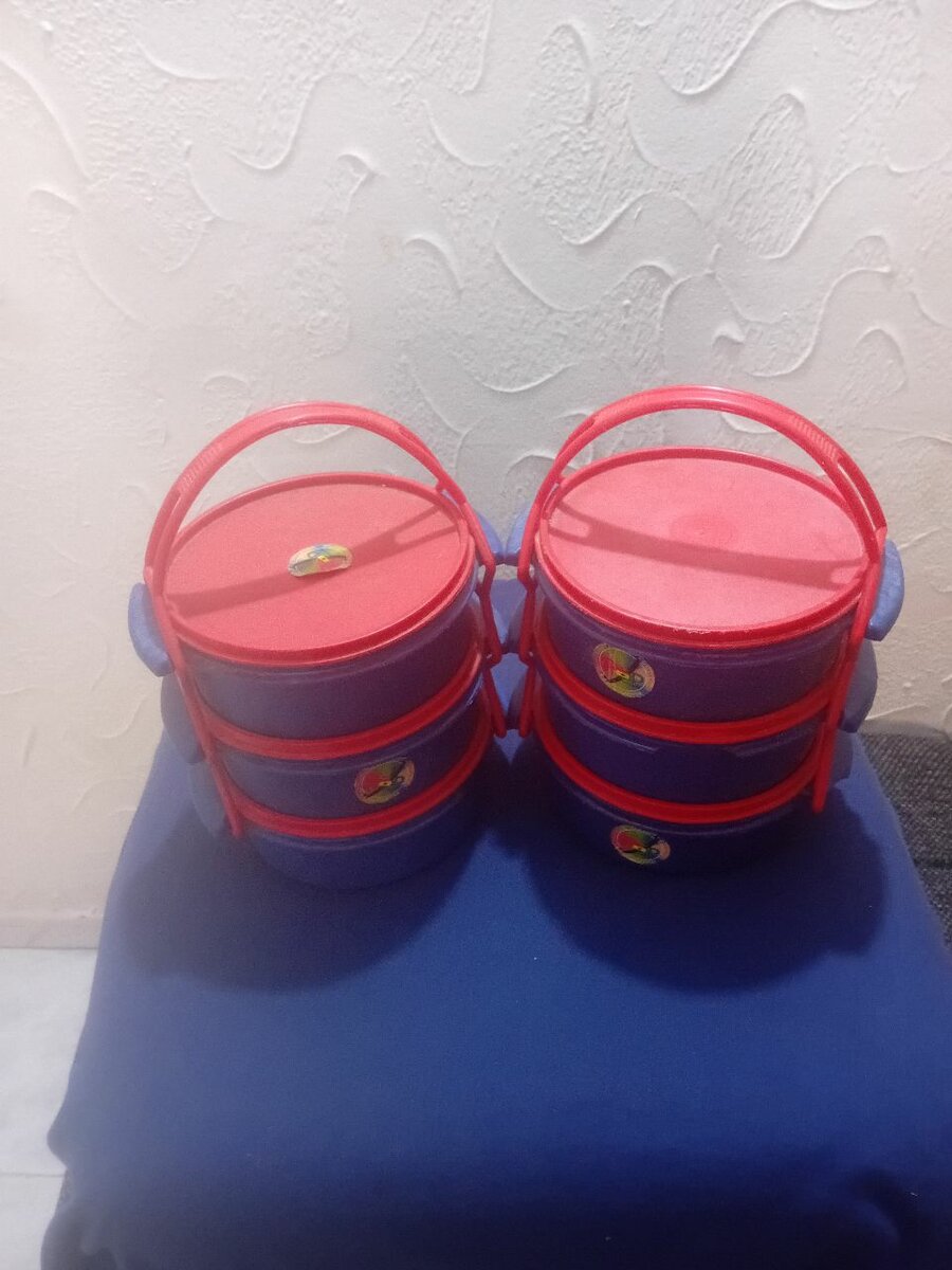 Ensemble de boîtes empilables