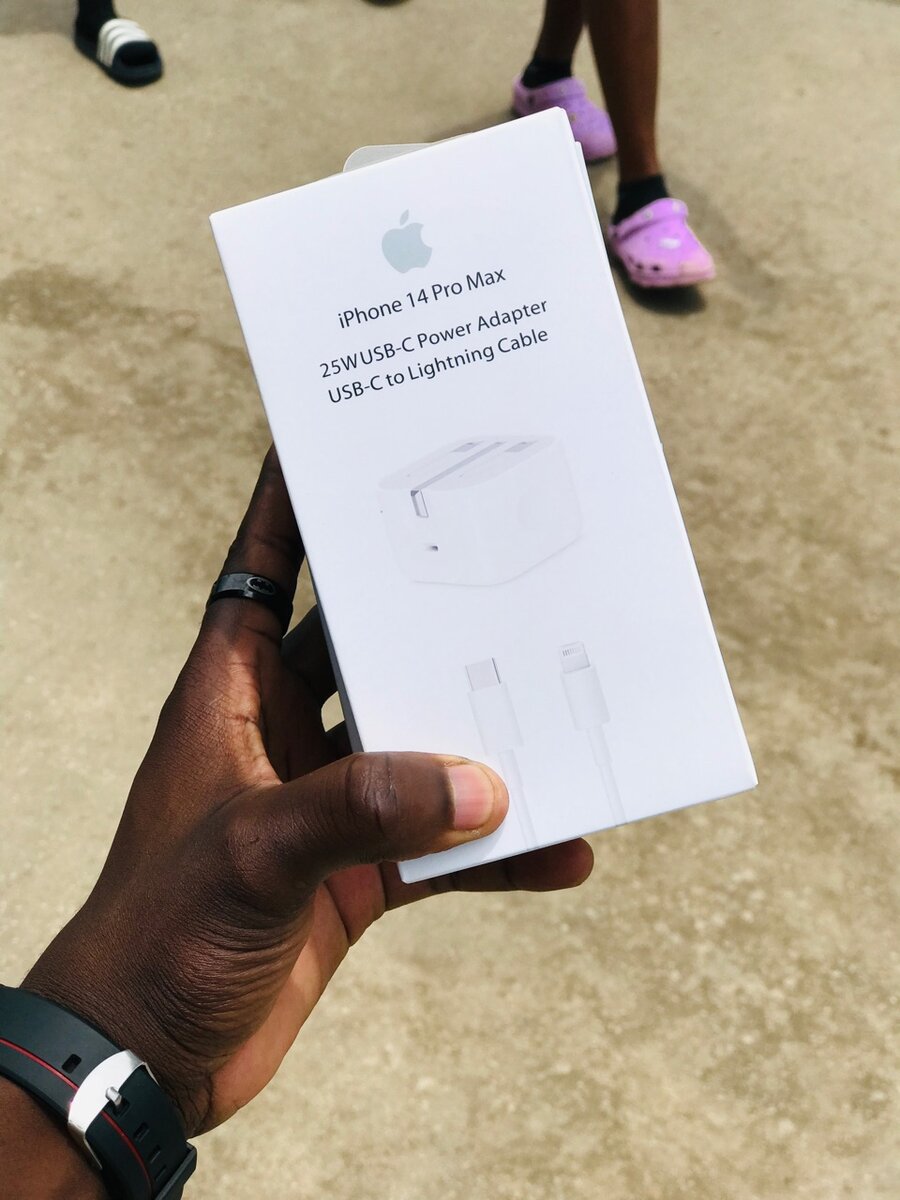 iPhone and Samsung type C