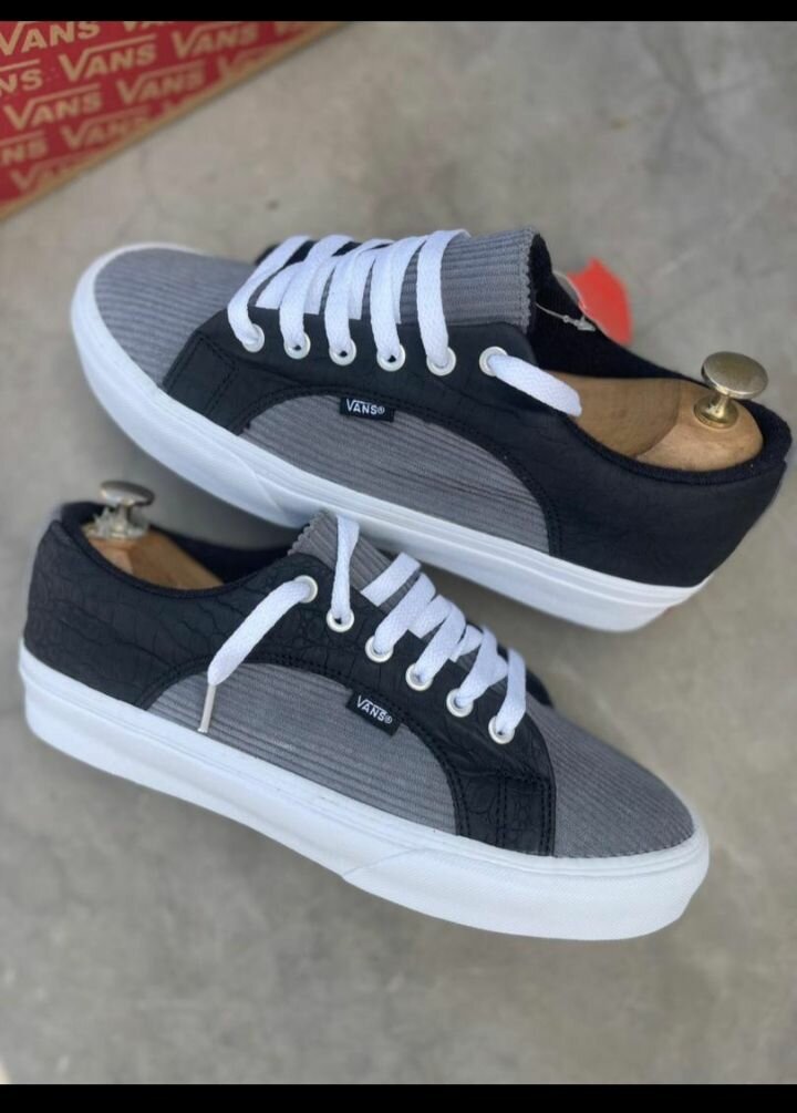 Baskets basses Vans style décontracté