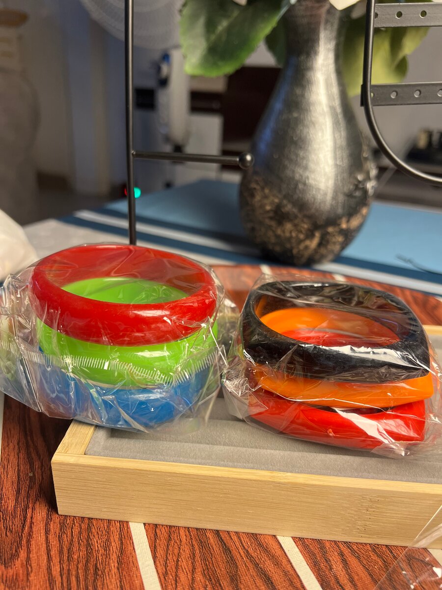 Anneaux colorés empilables