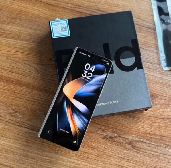 Samsung Galaxy Z Fold4