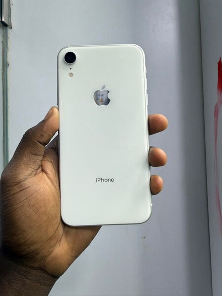 iPhone XR Blanc Débloqué
