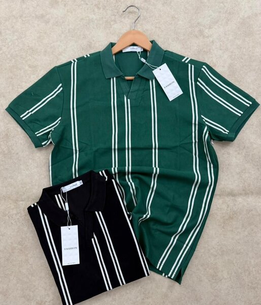 Polo rayé élégant homme