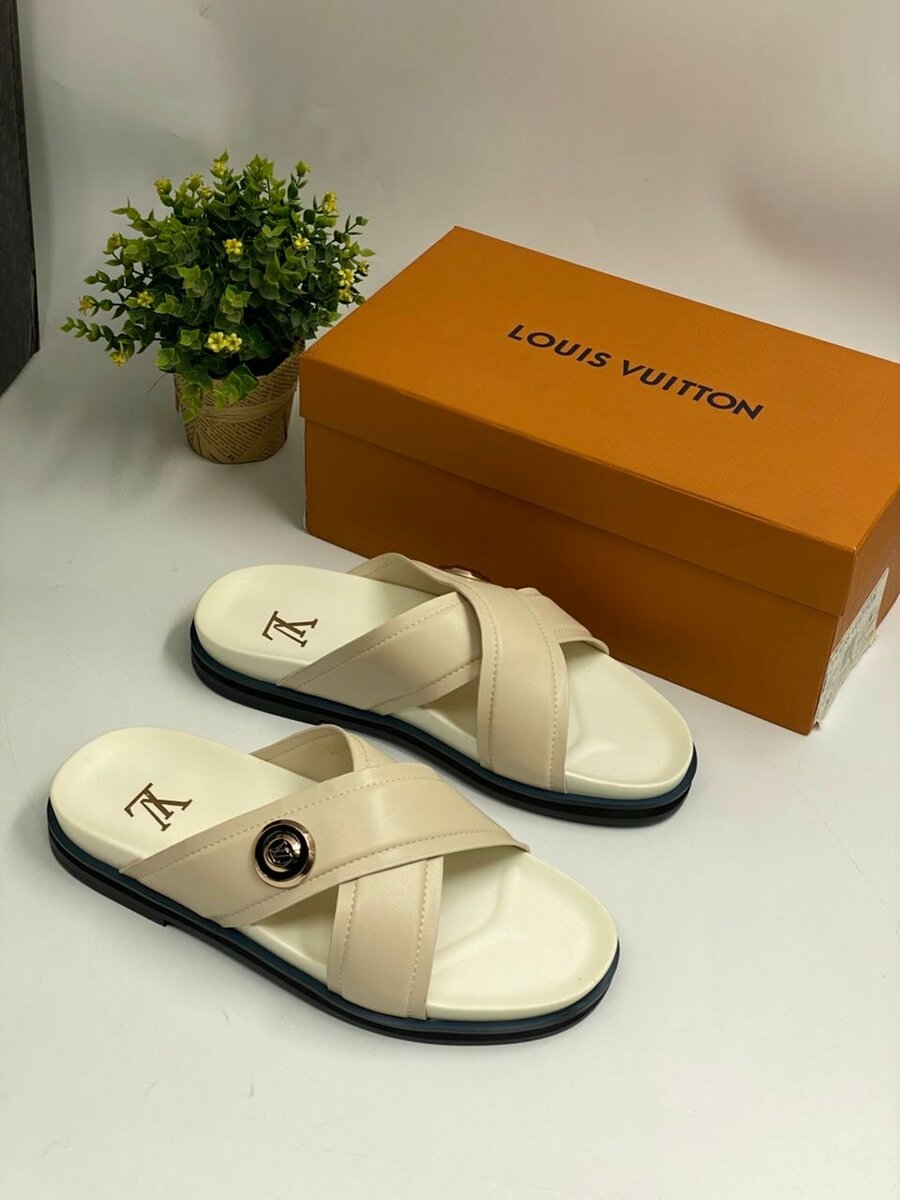LOUIS VUITTON SLIPPERS