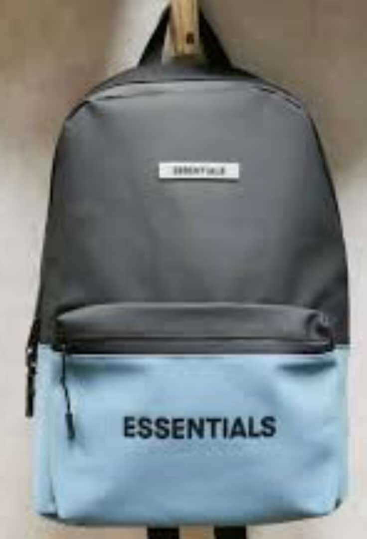 Sac à dos ESSENTIALS
