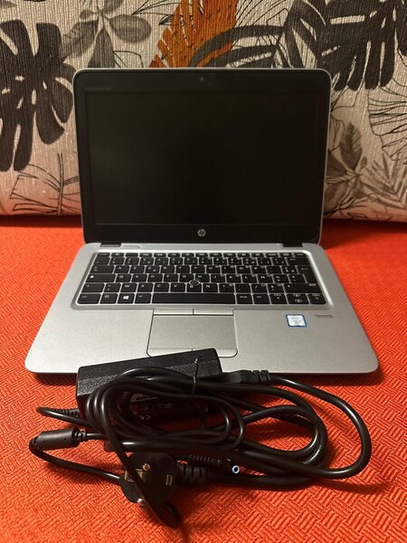 HP EliteBook 820 G3  Intel i5